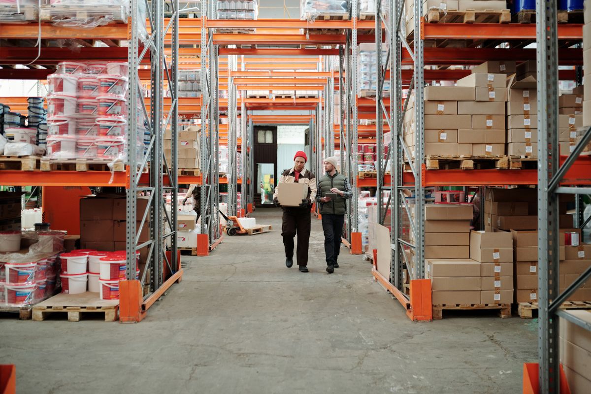 warehouse team pallet